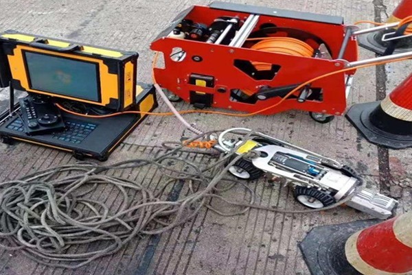 江海CCTV管道检测机器人