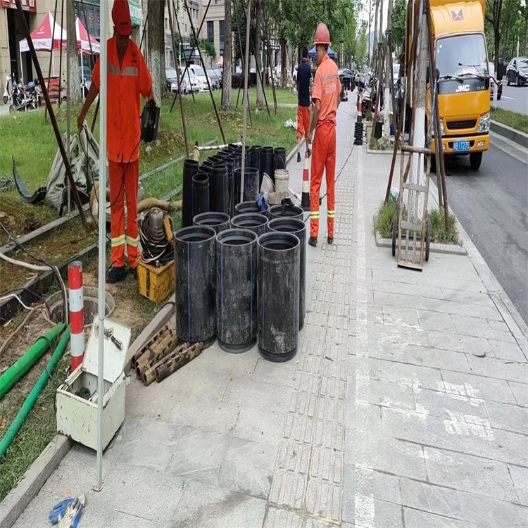 江海管道短管置换修复